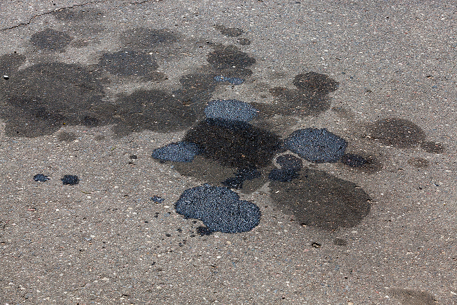 Car Fuel Leak Signs